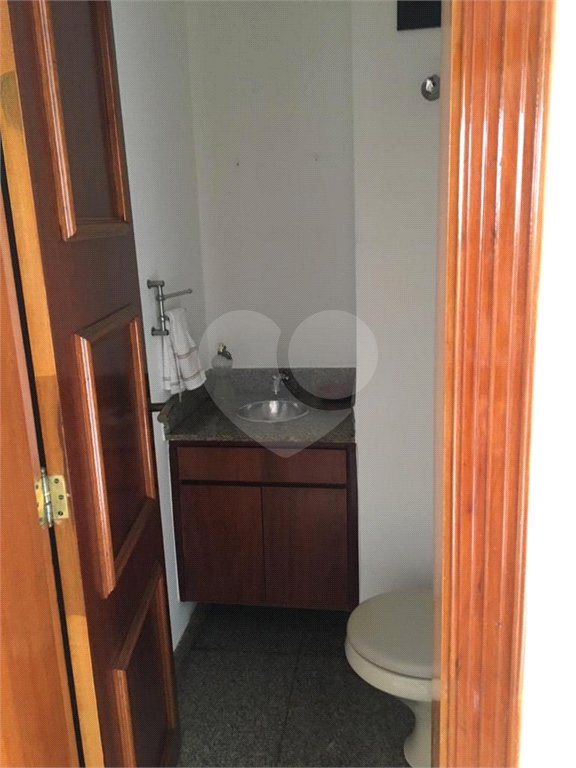 Apartamento à venda com 4 quartos, sendo 2 suítes, em Bosque da Saúde, São Paulo, SP