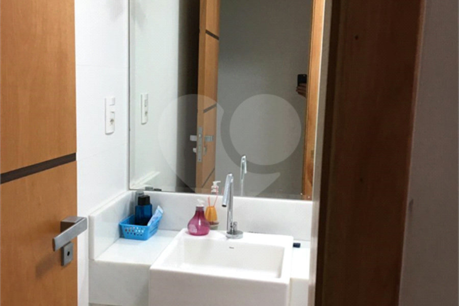 Apartamento à venda com 3 quartos, sendo 1 suíte, em Santana, São Paulo, SP