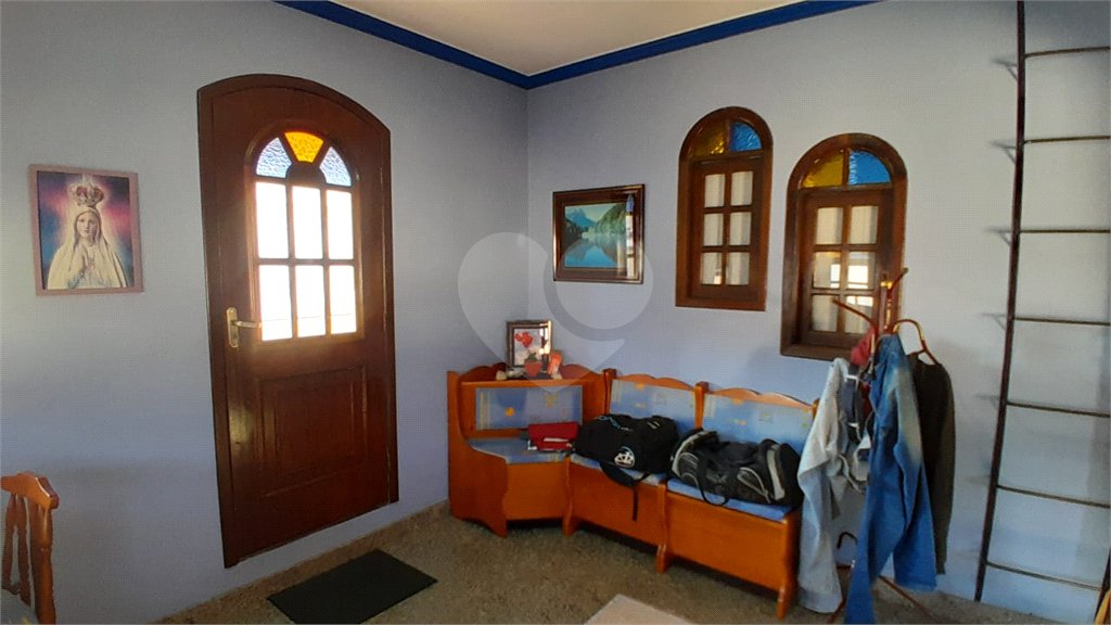 Casa à venda com 4 quartos, sendo 1 suíte, em Bangu, Rio de Janeiro, RJ