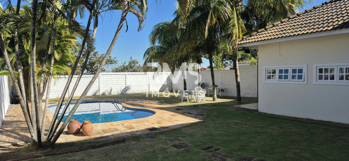 Casa à venda ou para alugar com 3 suítes em Jardim Theodora, Itu, SP