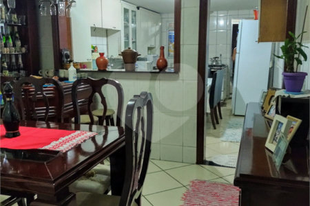 Sobrado à venda com 2 quartos, sendo 1 suíte, em Jardim Vale das Virtudes, São Paulo, SP