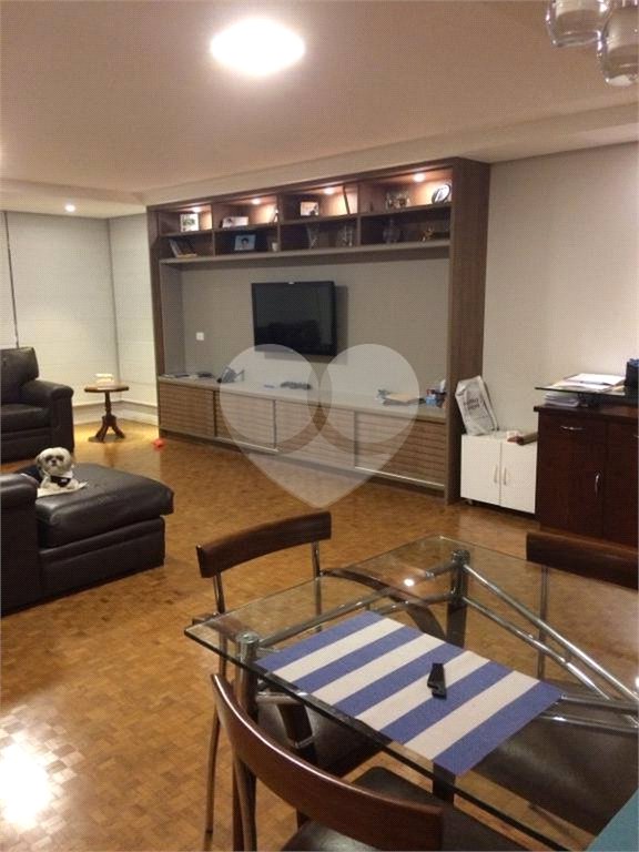 Apartamento à venda com 4 quartos, sendo 2 suítes, em Consolação, São Paulo, SP