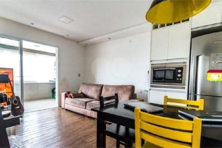 Apartamento à venda com 2 quartos, sendo 1 suíte, em Parque Industrial Tomas Edson, São Paulo, SP