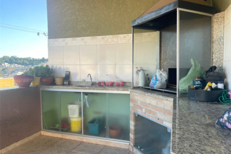 Casa à venda com 3 quartos, sendo 1 suíte, em Recreio Maristela, Atibaia, SP
