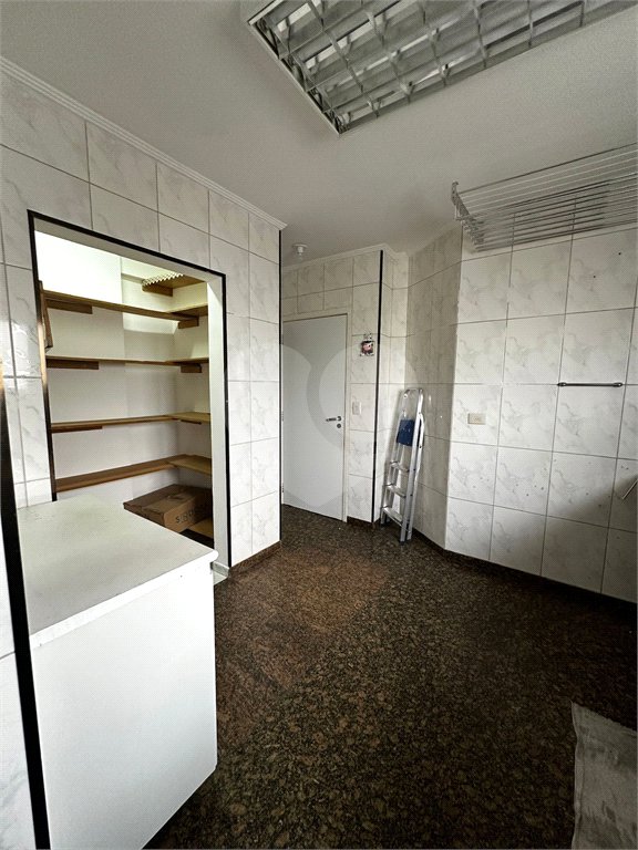 Apartamento à venda com 4 quartos, sendo 1 suíte, em Anchieta, São Bernardo do Campo, SP