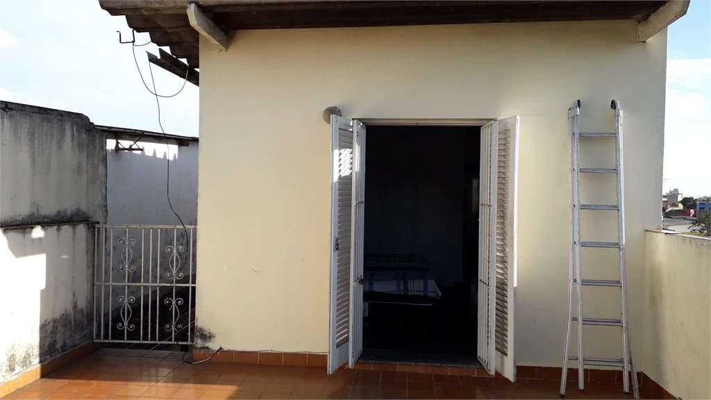 Sobrado à venda com 2 quartos, sendo 1 suíte,  em Jardim São Jorge (raposo Tavares), São Paulo, SP