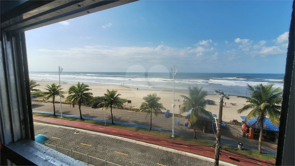 Apartamento à venda com 1 quarto no Centro, Mongaguá, SP