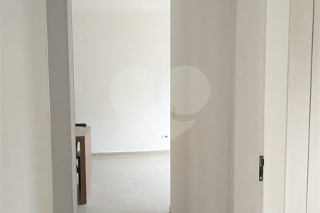 Apartamento à venda com 3 quartos, sendo 1 suíte, em Pinheirinho, Vinhedo, SP