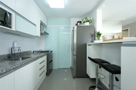 Apartamento à venda com 3 quartos, sendo 1 suíte, em Jardim Parque Morumbi, São Paulo, SP