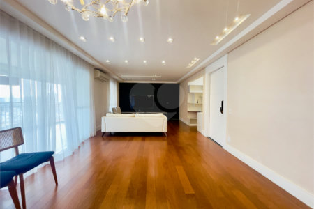 Apartamento à venda com 3 suítes no Centro, São Bernardo do Campo, SP