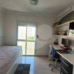 Casa à venda com 2 suítes no condomínio Residencial Sophia, São Paulo - SP