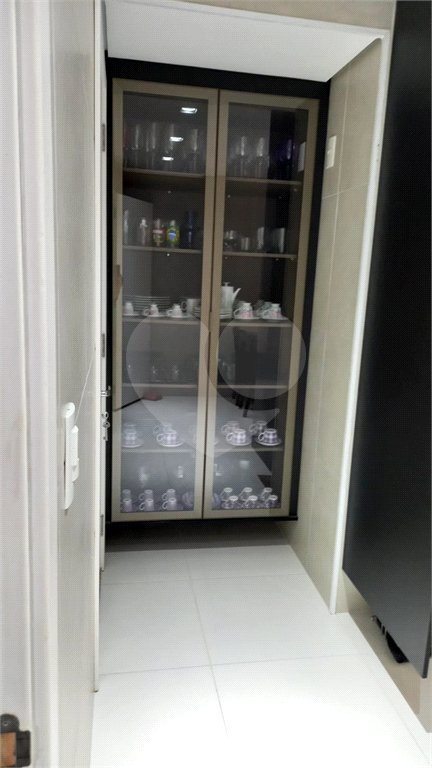 Apartamento à venda com 4 suítes em Vila Suzana, São Paulo, SP