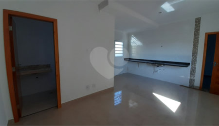 Casa à venda com 2 quartos no condomínio Residencial Luta, São Paulo - SP