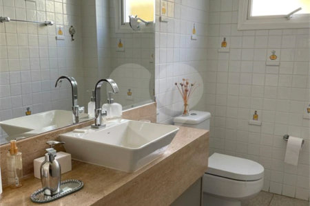 Casa à venda com 3 suítes no condomínio Angelo Vial, Sorocaba - SP