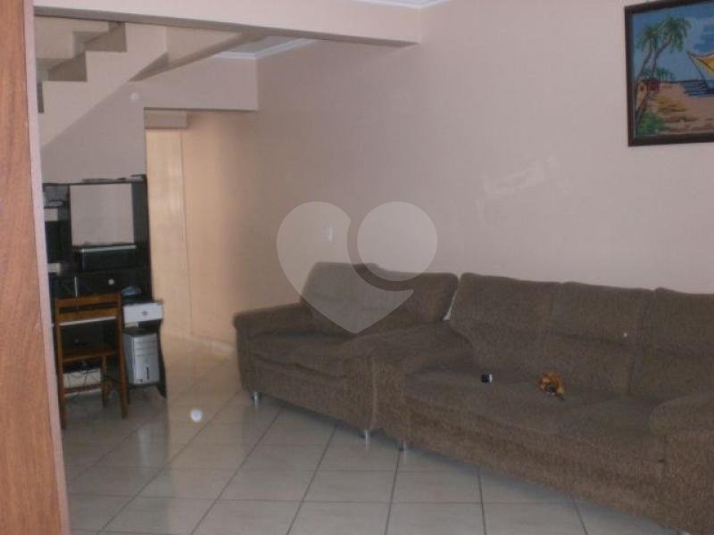 Sobrado à venda com 3 quartos, sendo 1 suíte, em Jardim Peri, São Paulo, SP