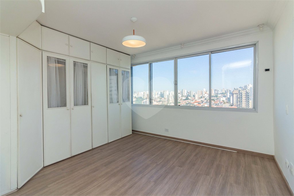 Duplex à venda com 1 quarto, sendo 3 suítes, em Vila Paulicéia, São Paulo, SP