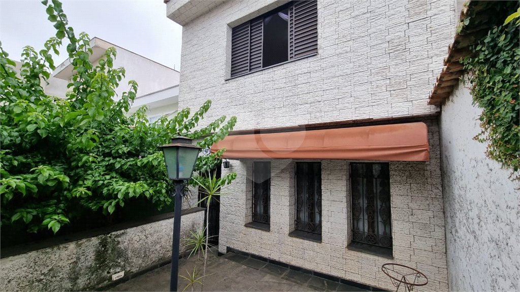 Sobrado à venda com 4 quartos em Vila Dom Pedro II, São Paulo, SP