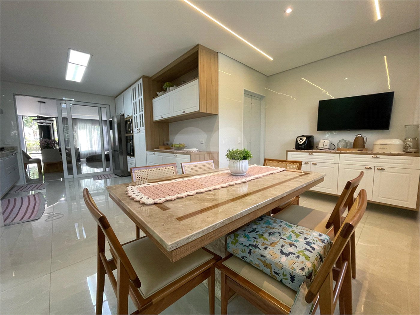 Casa à venda com 4 suítes no condomínio Reserva Nova Cantareira, São Paulo - SP