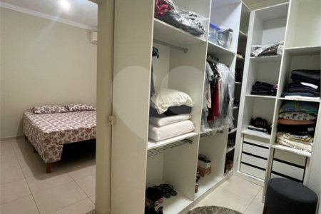 Casa à venda com 3 quartos, sendo 1 suíte, no condomínio Lago da Serra, Araçoiaba da Serra - SP