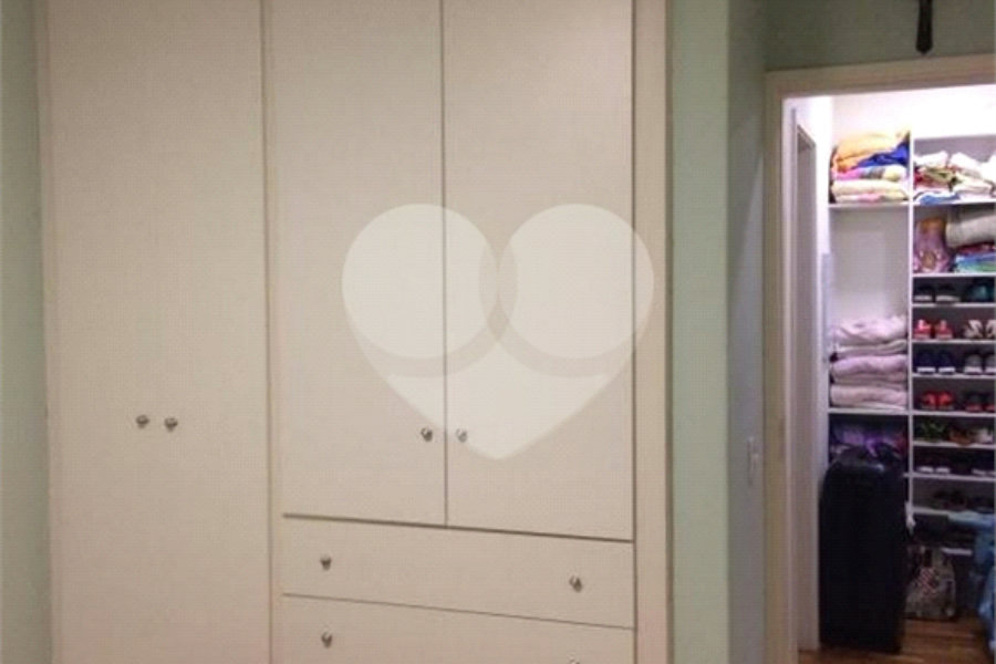 Apartamento à venda com 4 quartos, sendo 2 suítes, em Consolação, São Paulo, SP