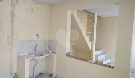 Kitnet à venda com 2 quartos em Residencial Jardim Pauliceia, Cuiabá, MT
