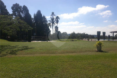 Chácara à venda com 3 quartos, sendo 2 suítes,  em Vila Darcy Penteado (mailasqui), São Roque, SP