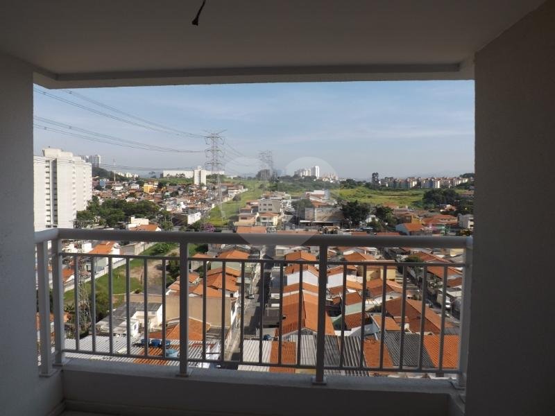 Apartamento à venda com 3 quartos, sendo 1 suíte, em Cidade São Francisco, São Paulo, SP