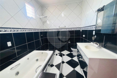 Casa para alugar com 3 quartos, sendo 1 suíte,  em Wanel Ville, Sorocaba, SP