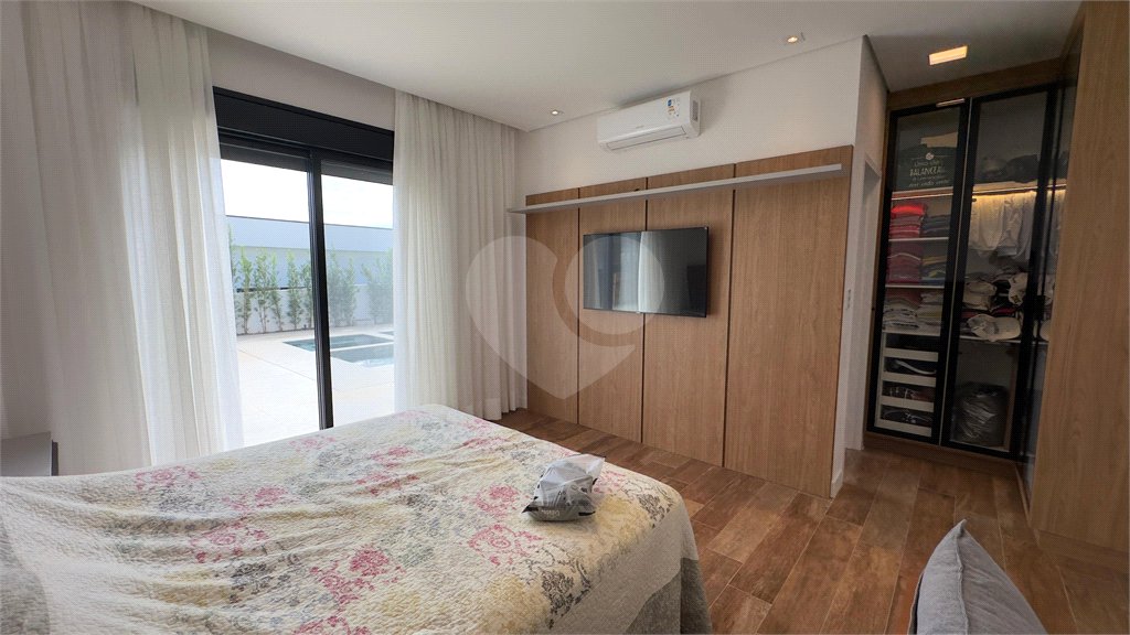 Casa à venda com 4 suítes no condomínio Parque Residencial Kurumin, Itu - SP