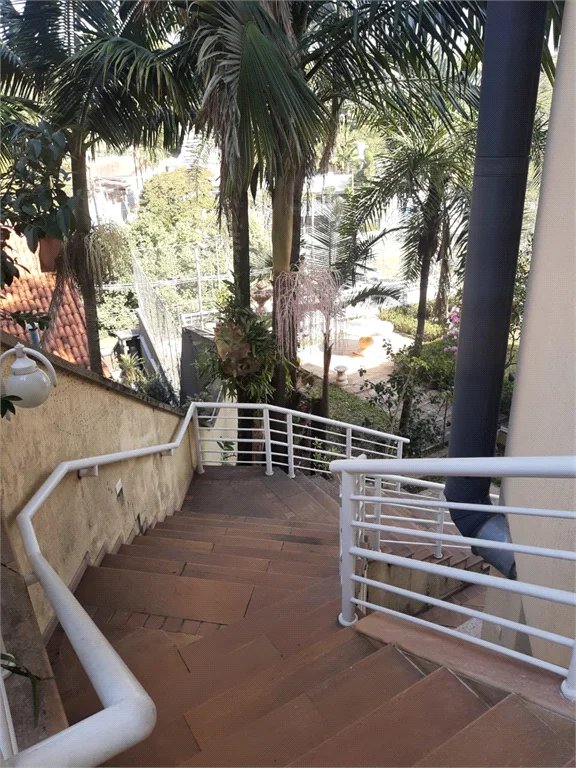 Casa à venda com 5 suítes em Jardim Leonor, São Paulo, SP