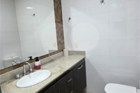 Apartamento à venda com 3 quartos, sendo 1 suíte, no Centro, São Bernardo do Campo, SP