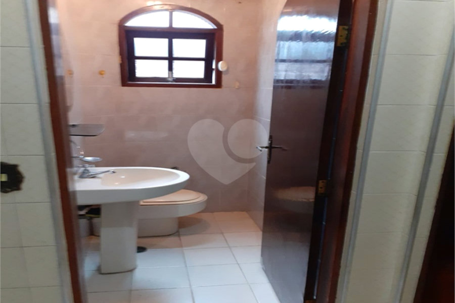 Casa à venda com 3 quartos, sendo 2 suítes, em Parada Inglesa, São Paulo, SP
