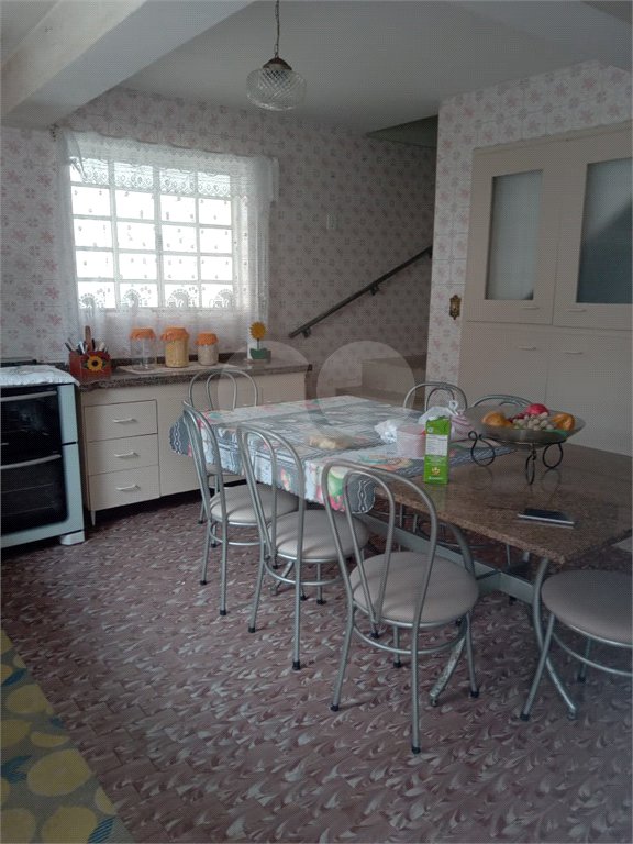 Casa à venda com 4 quartos, sendo 1 suíte, no Centro, Mairiporã, SP
