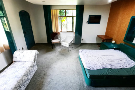 Casa à venda com 11 quartos, sendo 6 suítes, em Taquara, Rio de Janeiro, RJ