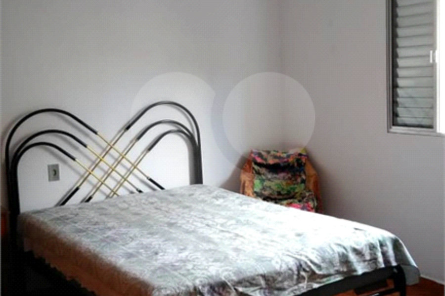 Sobrado à venda com 6 quartos em Horto Florestal, São Paulo, SP