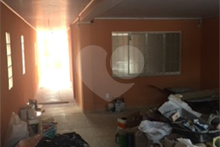Sobrado à venda com 6 quartos, sendo 4 suítes,  em Jardim Ester, São Paulo, SP