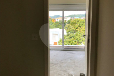 Casa à venda no condomínio Aruã, Mogi das Cruzes - SP