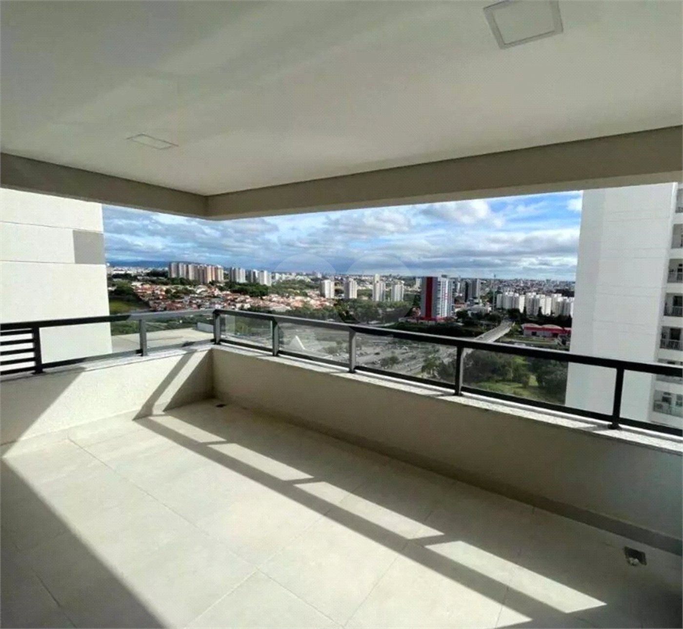 Apartamento para alugar com 3 suítes em Parque Campolim, Sorocaba, SP