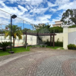 Casa à venda com 3 quartos, sendo 1 suíte, no condomínio Residencial Jardins, São Bernardo do Campo - SP