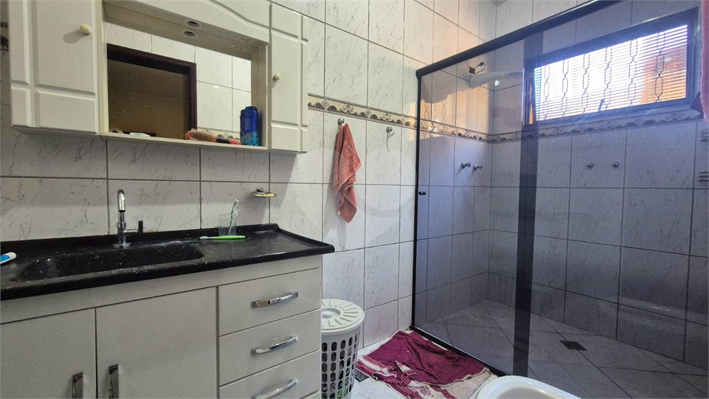 Casa à venda com 3 quartos, sendo 1 suíte, em Vila Angélica, Sorocaba, SP