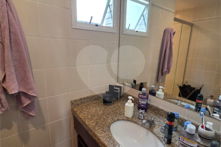 Cobertura à venda com 3 quartos, sendo 1 suíte, em Cidade São Francisco, São Paulo, SP