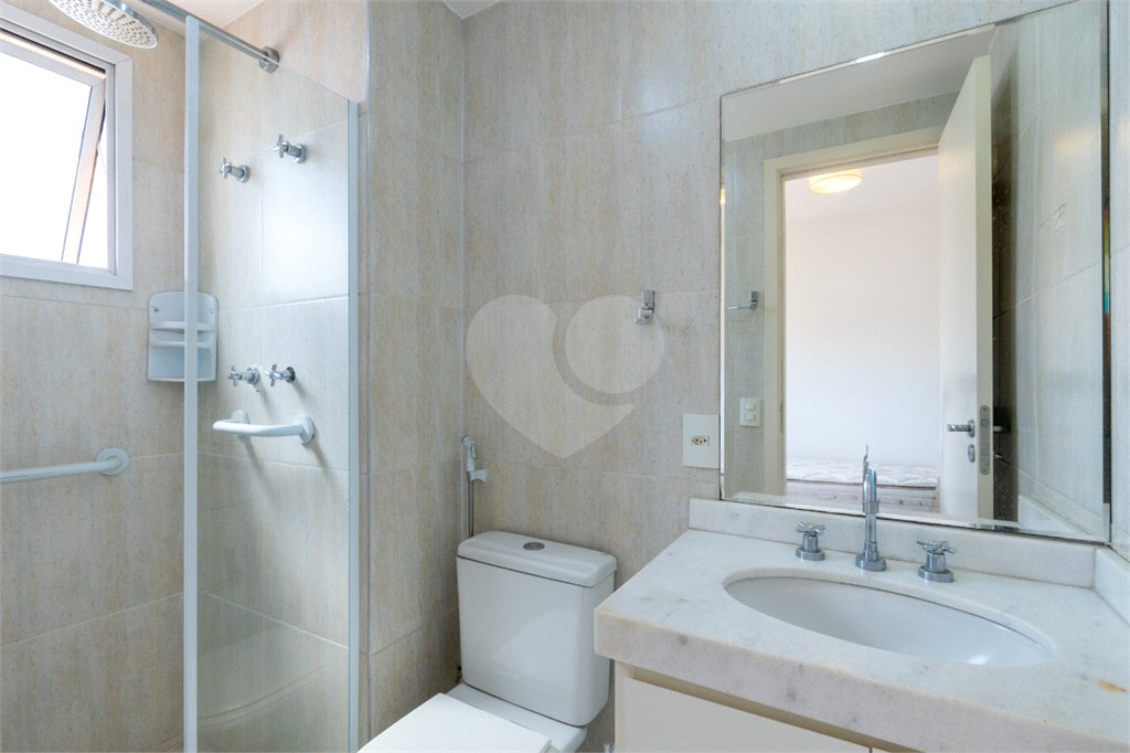 Apartamento à venda com 3 suítes em Campo Belo, São Paulo, SP
