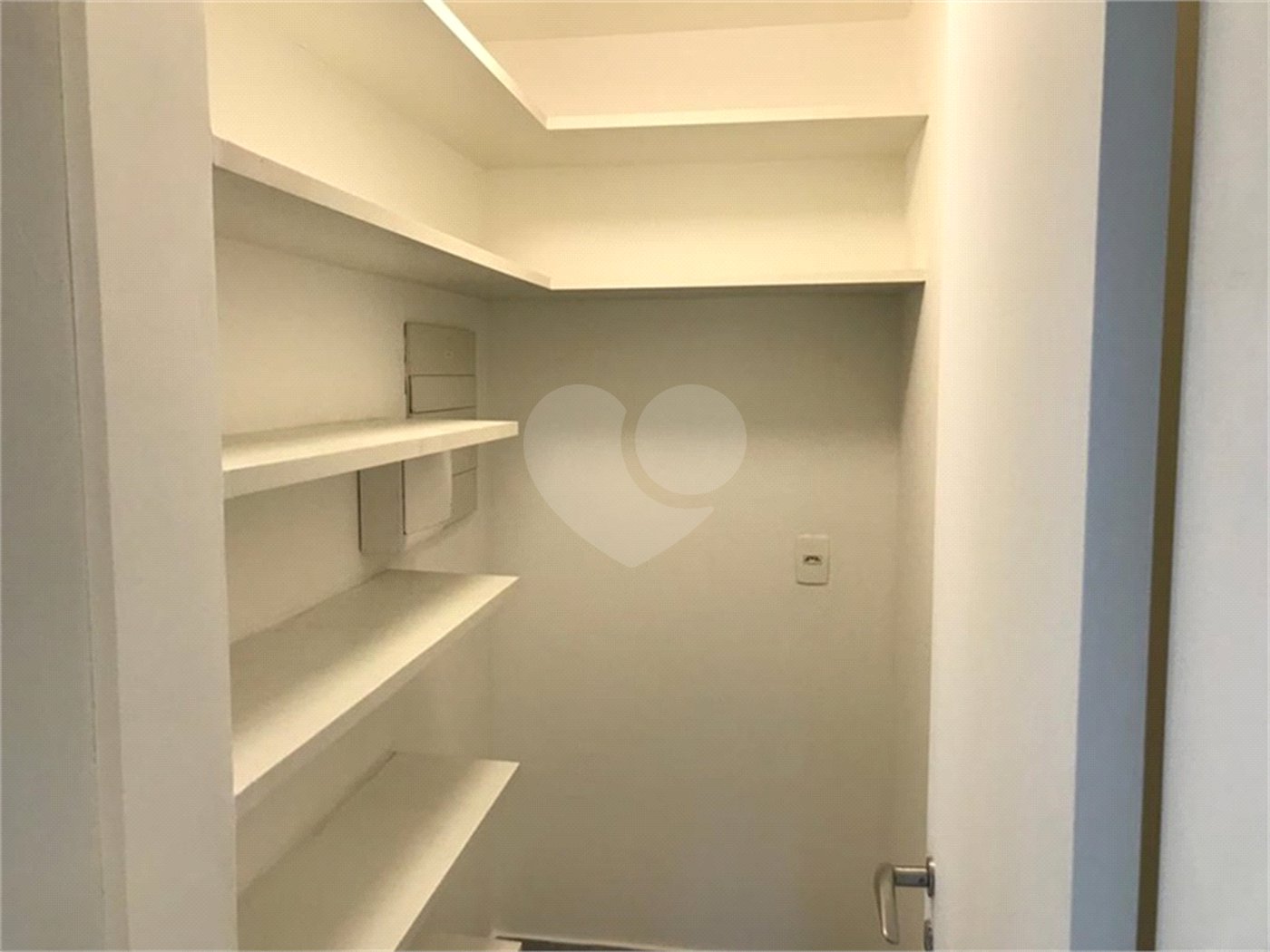 Apartamento à venda ou para alugar com 2 suítes em Tremembé, São Paulo, SP