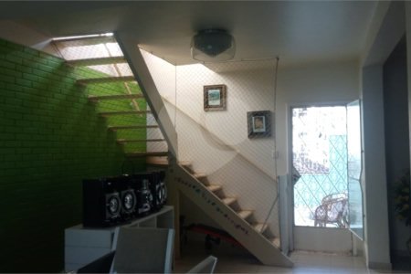 Casa à venda com 6 quartos, sendo 3 suítes, em Vila Isabel, Rio de Janeiro, RJ