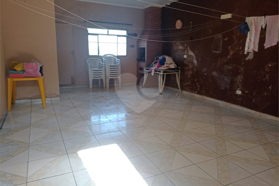 Sobrado à venda com 3 quartos em Jardim Acácio, Guarulhos, SP