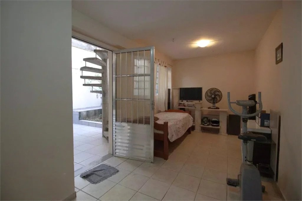 Sobrado à venda com 3 quartos em Jardim Trussardi, São Paulo, SP