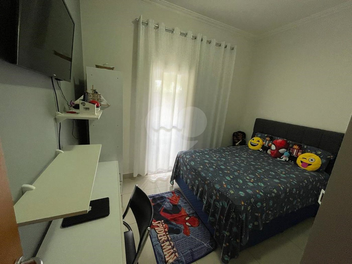 Casa à venda com 8 quartos, sendo 2 suítes,  em Jardim Estância Brasil, Atibaia, SP