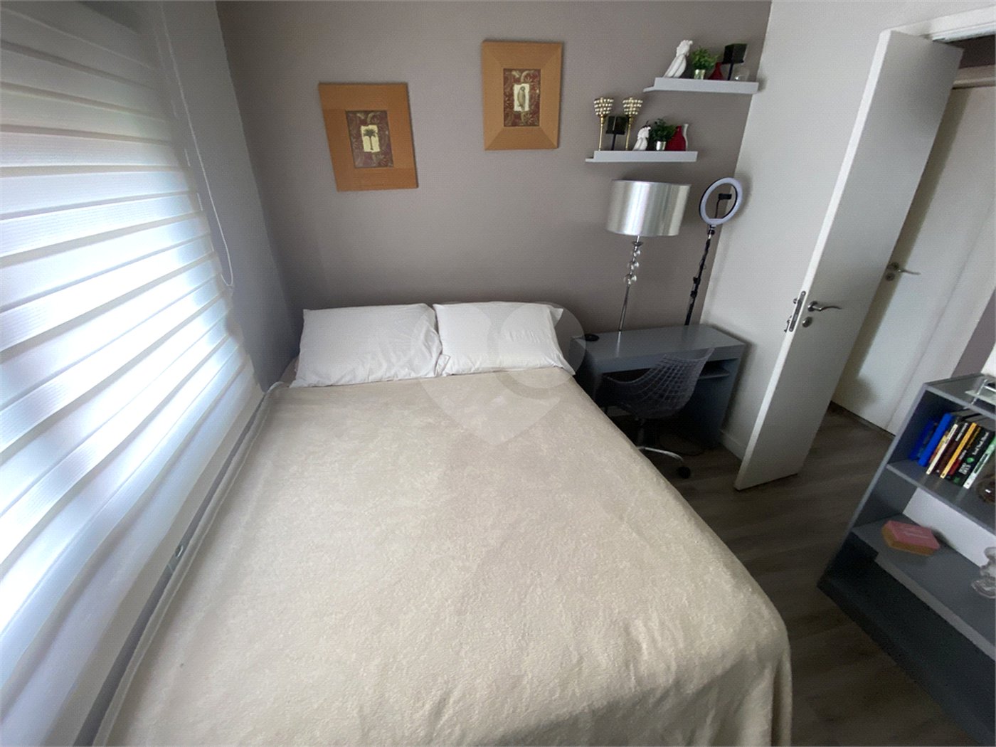 Apartamento à venda com 2 quartos, sendo 1 suíte,  em Vila Monumento, São Paulo, SP