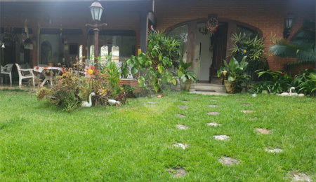 Casa à venda com 4 quartos, sendo 1 suíte,  em Interlagos, São Paulo, SP