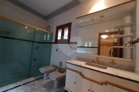 Casa à venda com 6 suítes no condomínio Portal da Raposo, Sorocaba - SP